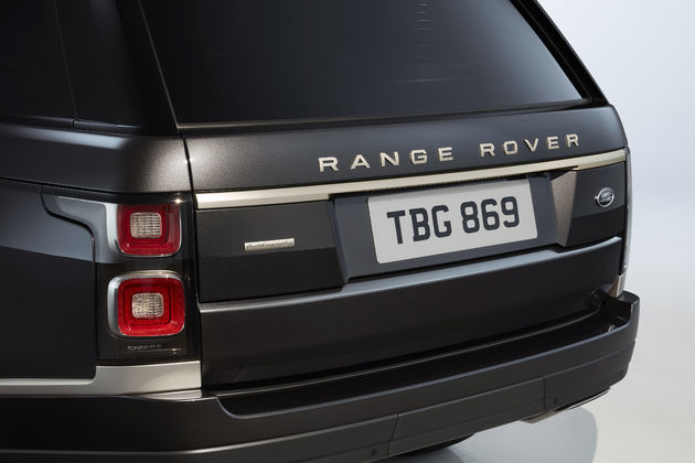 11_Land-Rover-viert-50-jarig-jubileum-van-Range-Rover